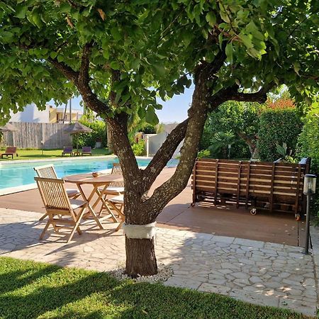 Aia Grande Bed & Breakfast Uggiano La Chiesa Dış mekan fotoğraf