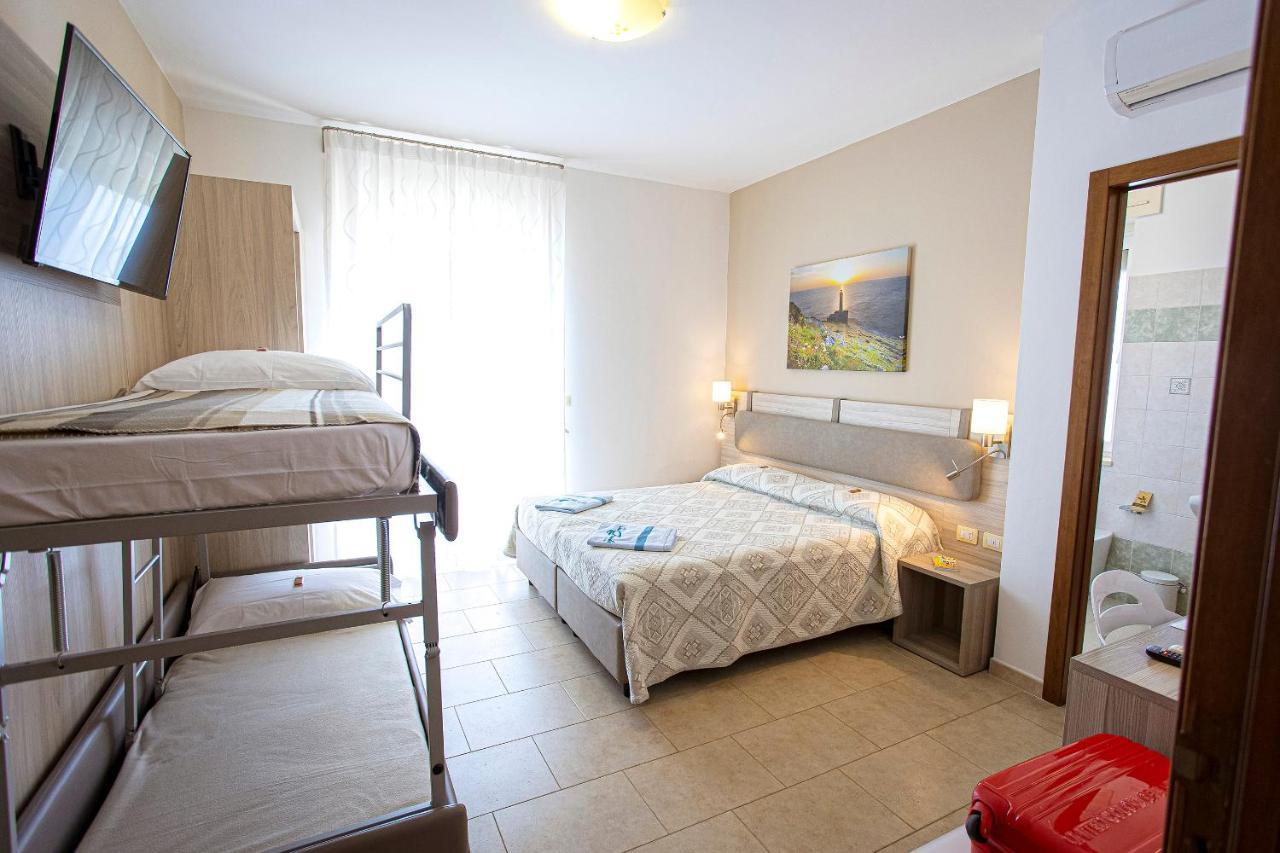 Aia Grande Bed & Breakfast Uggiano La Chiesa Dış mekan fotoğraf