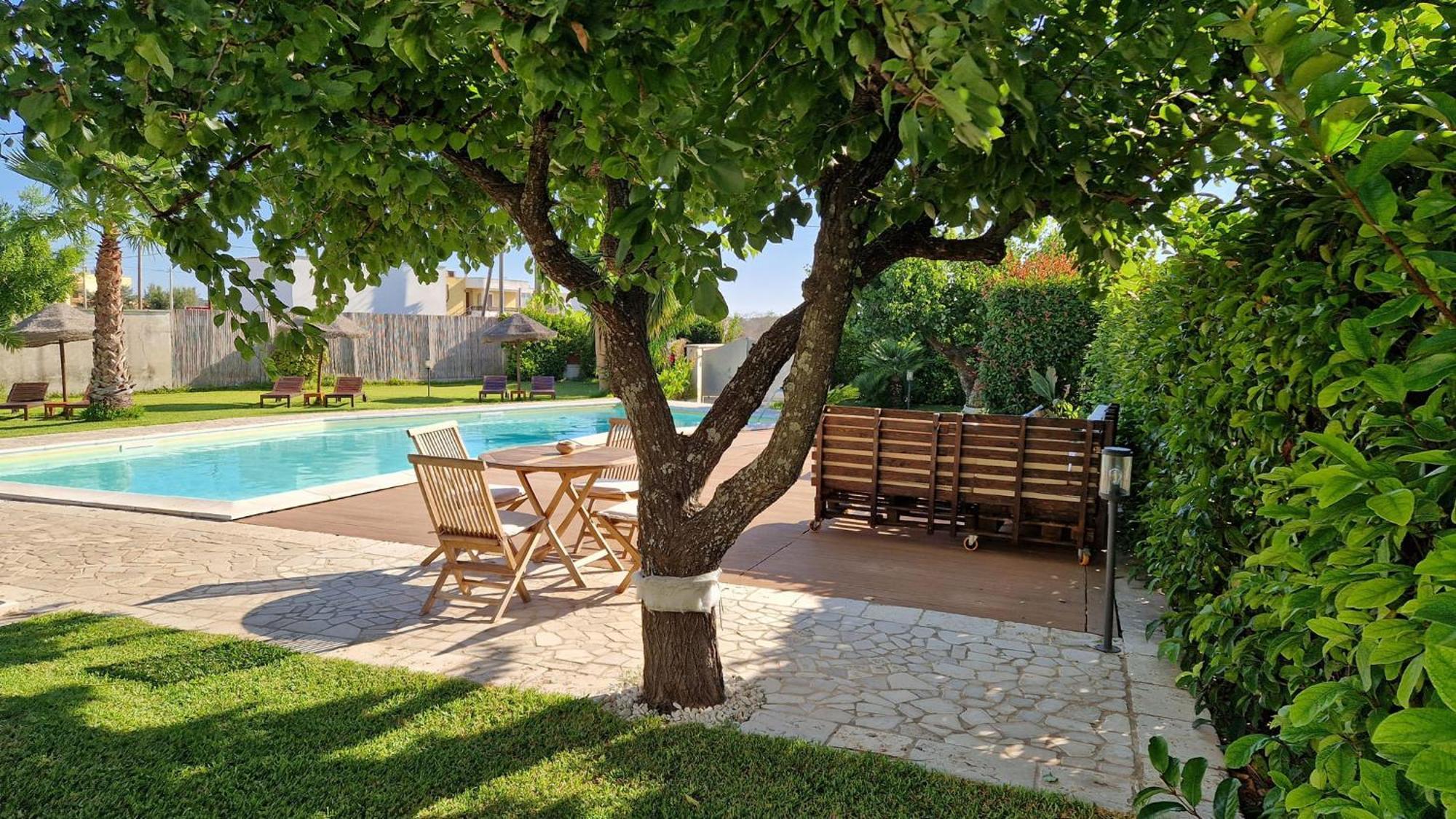 Aia Grande Bed & Breakfast Uggiano La Chiesa Dış mekan fotoğraf